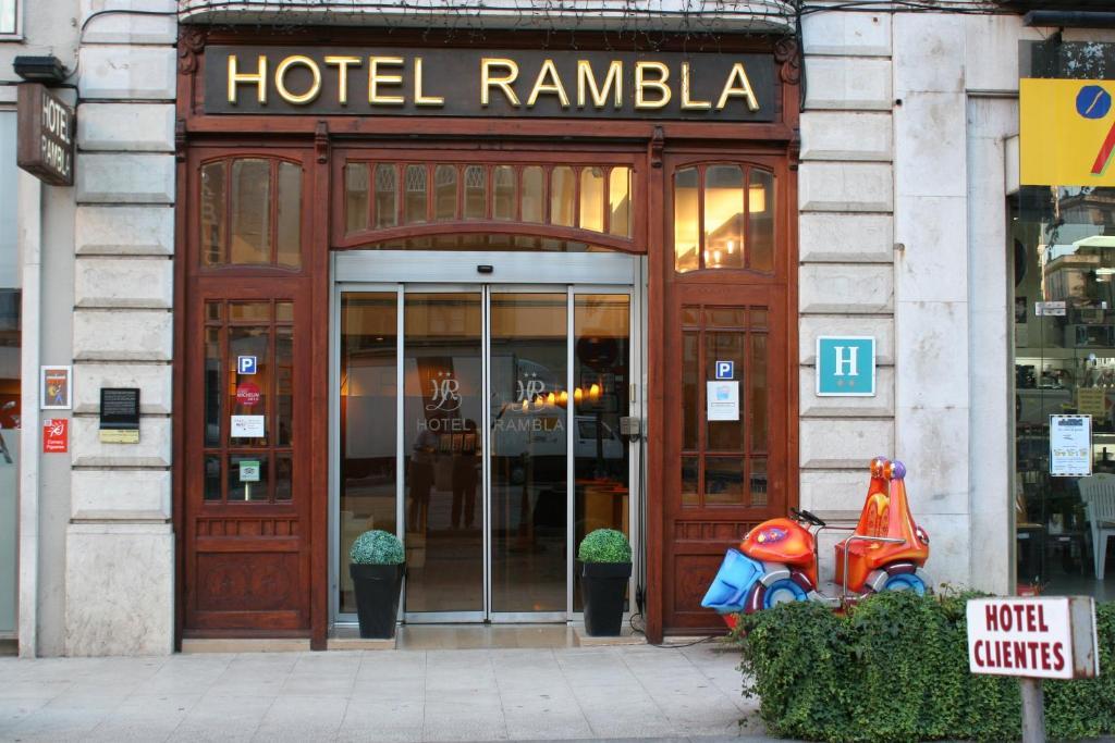 Hotel Rambla Figueres Exterior photo